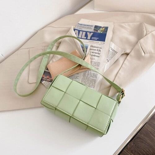 2021 New Weave Small Square Shoulder Bag PU Leather Hasp Fashion Women Crossbody Bag Daily Mobile Phone Armpit Bag And Purses