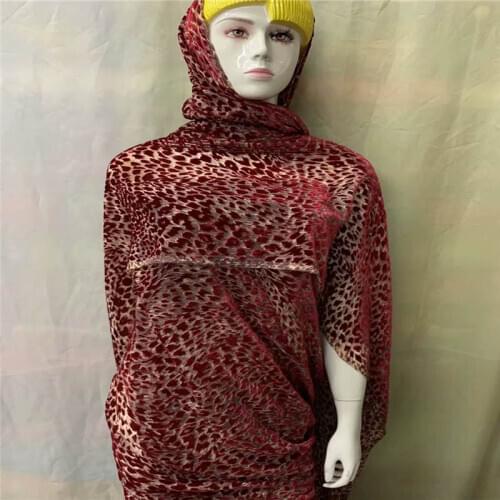 2020 Latest Fashion High Quality 5 Yards Printed Velvet Silk Fabric For Women Dress Textile Material.L99246