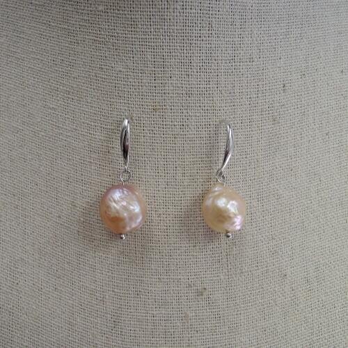 100% nature freshwater baroque pearl earring with 100% -925 silver hook -- AA baroque Pearl