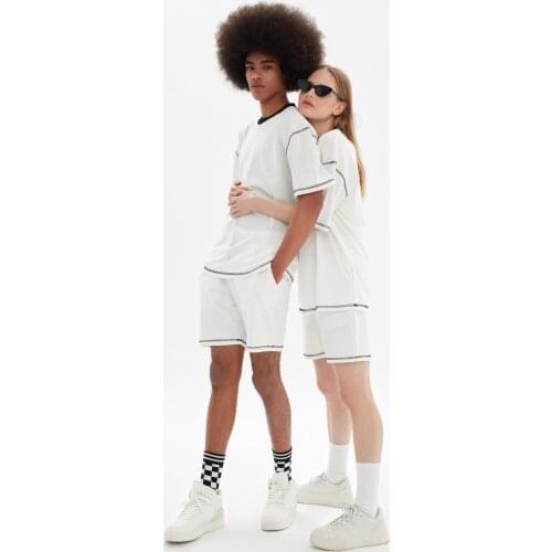 Trendyol Unisex Regular Fit Shorts & Bermuda TMNSS21SR0644