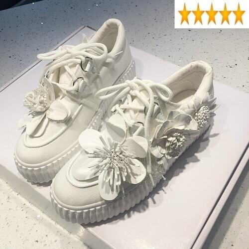 Summer Platform Womens Flowers Lace Up Canvas Fashion Ladies White Shoes Round Toe Tassel Designer Casual Sneakers