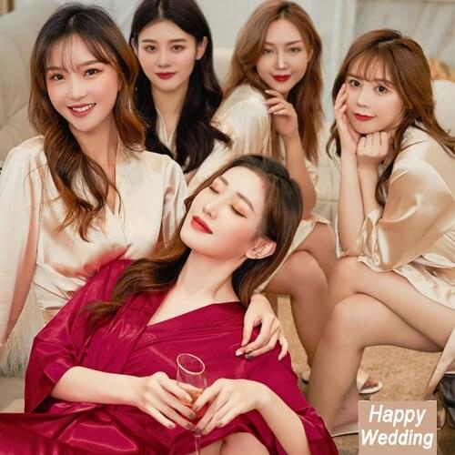 Bridal Party Robe Champagne Bathrobe Bride Satin-silk Robes Women Sisters Team Mother Shower Gift Bridesmaid Wedding Short Robes