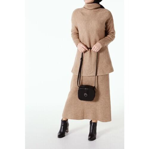 Balıkçı Yaka Standart Beden Etekli Takım Kombin Kadın giyim Bahar-Kış 2020 Muslim Fashion Siyah Camel renkler