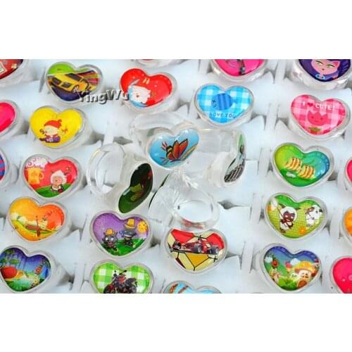 Yingwu 50Pcs Mixed Lots Cute Cartoon Heart Shape Ring Children Kids Resin Lucite Rings Jewelry Best Gifts For Christmas