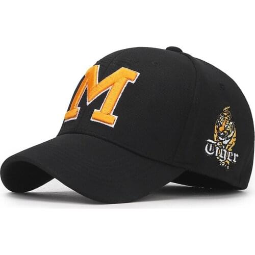 2021 M 3D Letter Embroidery Baseball Cap Fashion Wild Peak Caps Trucker hat Mens Womens Outdoor Universal Golf hats