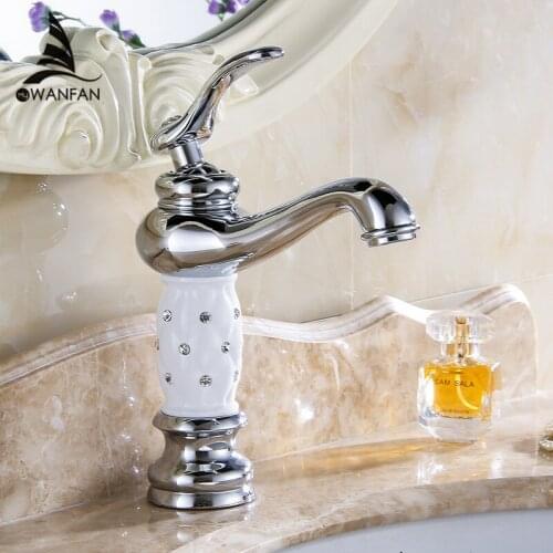 Basin Faucets Chrome Bathroom Sink Faucet Creative Design Crystal Deck Mounted Hot and Cold Water Single Hole Mixer Taps 815L