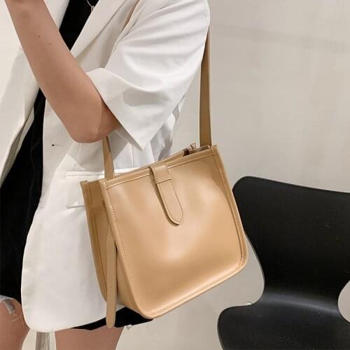 High Quality new Korean high capacity womens bag fashion bucket bag Designer Ladies Purse Handbags Fashion Female Travel Bags