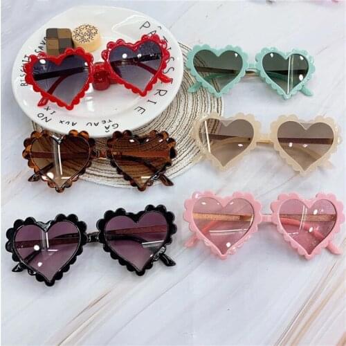 Vintage Kids Sunglasses Children Fashion Wave Frame Love Heart Cute Pink Sun Glasses Girls Boys Sunglass Baby Gafas Oculos 2021