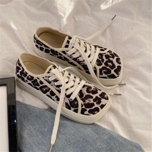 Spring Leoprd Print Women Flat Shoes Comfort Casual Shoes Woman 2021 New