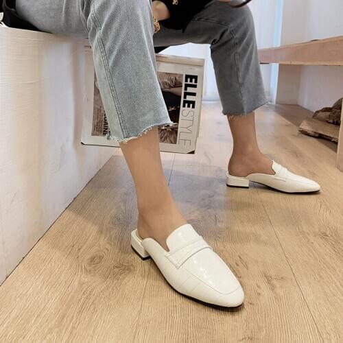 2021 New arrival spring Woman fashion Pointed Muller Casual sandals Simple Solid color elegant Ladies Slippers Single shoes