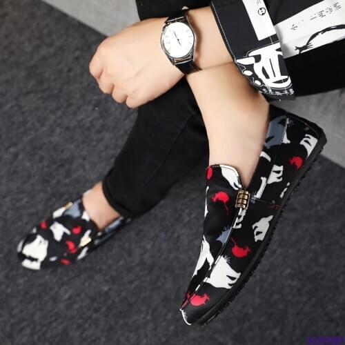 Summer Peas Shoes Men Light Slip On Loafers Moccasins Fashion Men Flats Shoes Cartoon Cat Casual Shoes Men Zapatos De Hombre