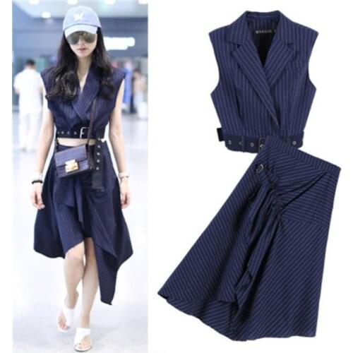 Leisure Striped suit female summer new cotton striped sleeveless V-neck short top irregular half skirt two-piece set female