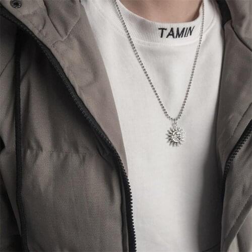 Creative Hip Hop Sun Moon Smiling Face Round Pendant Necklace Fashion Harajuku Personality Street Style Cross Pendant Necklace