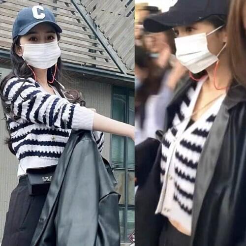 Black and White Striped Knitted Cardigan for Fall/winter 2021 New V-neck Sweater Coat Pullover