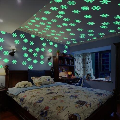 50PCS/Set Colorful Luminous Home snowflake Wall Sticker Glow In The Dark Decal for Kids Baby Rooms Christmas Stickers home decor
