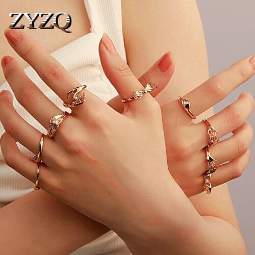 ZYZQ Creative Friends Hug Finger Gesture Neutral Ring Gold Color Rings For Women Girls Vintage Punk Jewelry Accessories 2021 New