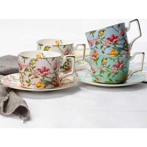 Europe Coffee Cups Set Ceramic Bone China Porcelain Coffe Tea Cup and Saucer Floral Drinkware Breakfast Mug with Plate Tray