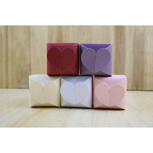 BOUSSAC Gift Wrapping