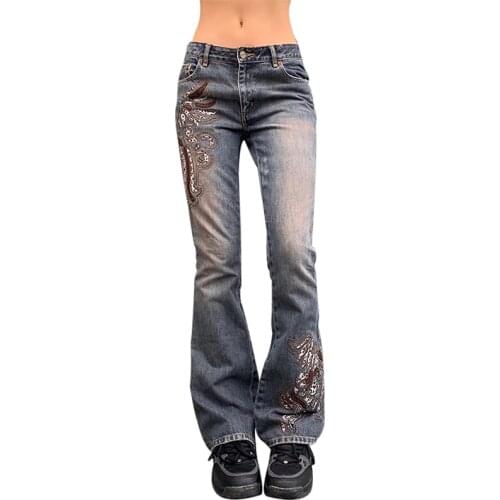 Xingqing Women's Jeans With Embroidery