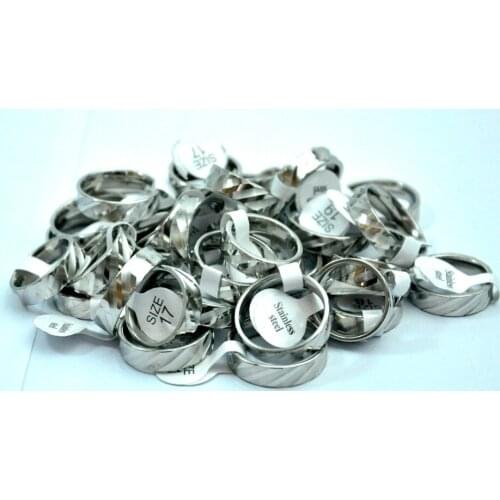 10Pcs 2018 New Design Fashion Classic Stainless Steel Ring For Women Men Jewelry Wholesale Bules Lots Never Fade LB4012