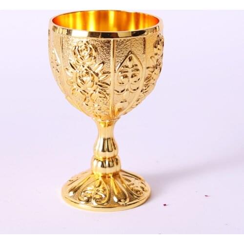 Wine Glasses Retro Creative Beverage Wine Cup Goblet Small Wine Cup Gold European Style Home Bar Decor Drinking Tools