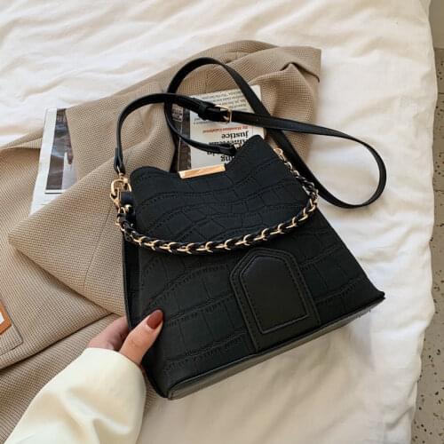 Hot Sale Women Handbag Large Capacity Shoulder Bags High Quality Ladies Wild Bags