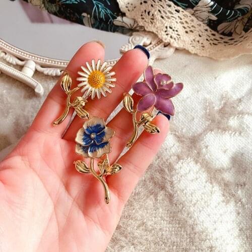 Retro Luxury Womens Brooch Oil Painting Classic Style Flower Brooches Jewelry Accessories Personality Elegant Party Engagement