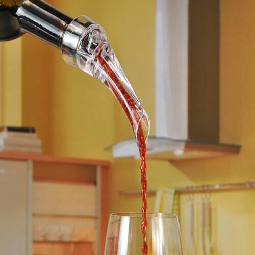 1PCS Magic Wine Decanter Red Wine Aerating Pourer Spout Decanter Wine Aerator Quick Aerating Pouring Tool Pump Portable Filter