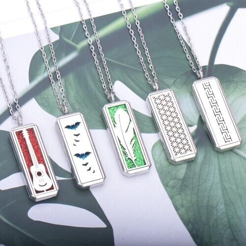 Stainless Steel Square Magnetic Aromatherapy Diffuser Necklace Jewelry Perfume Locket Pendant Essential Oil Locket Necklace