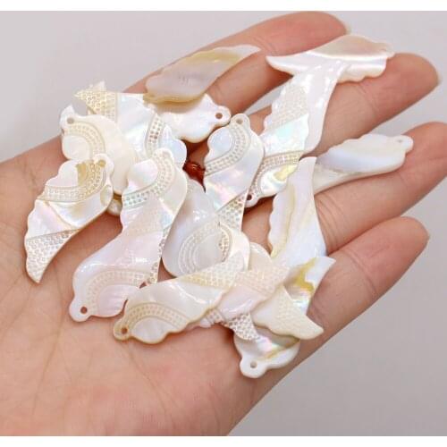 Handmade Natural Freshwater White Shell Leaf-shaped Shell Pendant Beadsfor Jewelry Making DIY Accessories Fit Necklace Earrings