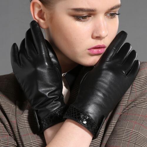 Natural Hagen Women's Gloves And Mittens