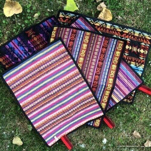Outdoor moisture-proof cushions Portable light small foldable thickened waterproof single floor mats blanket picnic mat folding