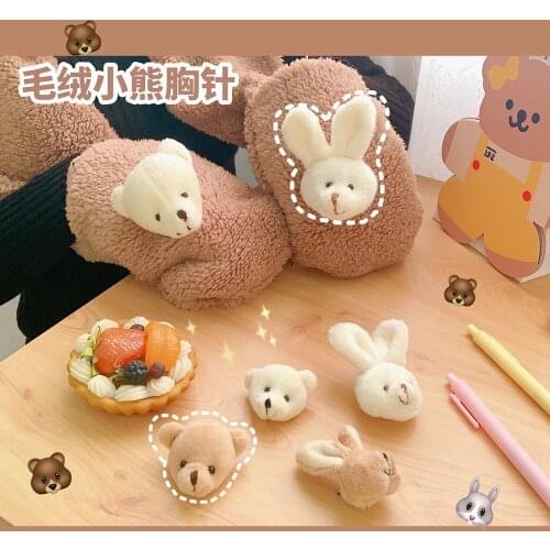 Fashion Japan Adorable Plush Brooches Cartoon Brown White Rabbit Bear Animals Brooch for Women Couple Lovely Coat Accessories