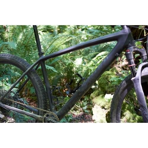 High quality epic mountain bike frame UD matte surface and glossy logo Internal cable 29er MTB carbon frame rear axle 148 * 12mm