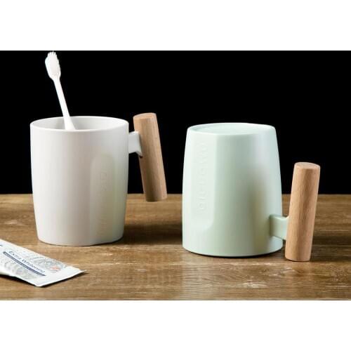 Creative Wooden Handle Toothbrushing Cup Plastic Couple Mouth Cup Simple Toothbrush Cup Bathroom Accessories