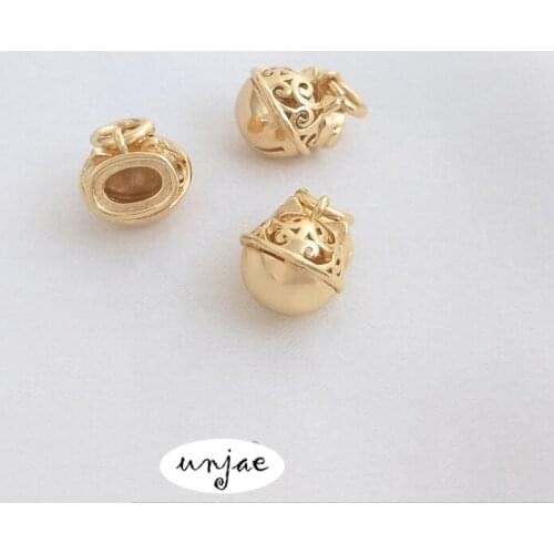 Unjae Gold Pendants