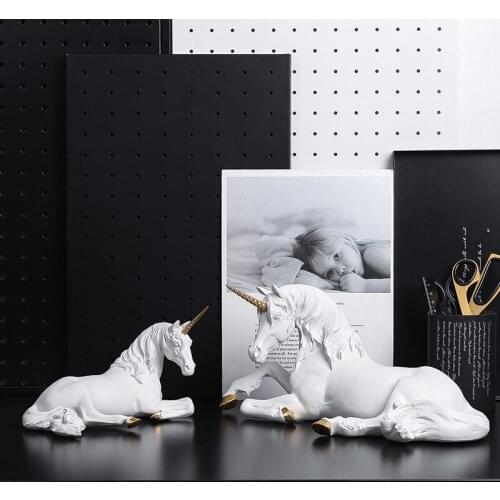 Unicorn Resin Sculpture Creative Living Room Decoration Desktop Decoration Cabinet Art