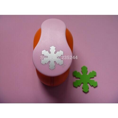 Free shipping 2 inch (5.0cm) snowflake design eva punches paper punch for greeting card handmade Scrapbooking punches crafting