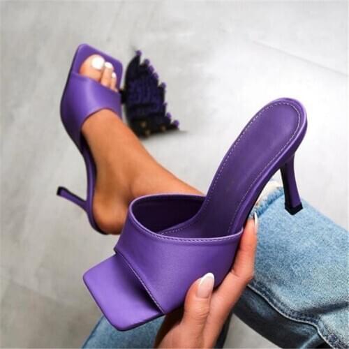 2021 Heels Fashion Soft Cozy PU Leather Peep Toe Shoe Womens Slippers Outdoor Designer Sandals Mule Femme Slides