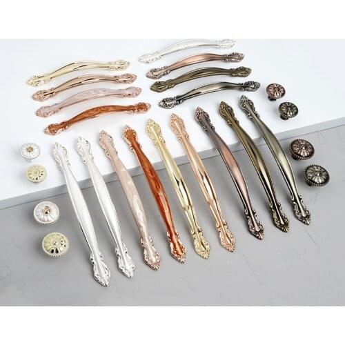 Factory Direct Selling Classic Antique Furniture Handle Kitchen Cabinet Door Handle Wardrobe Drawer Knob Zinc Alloy Decoration