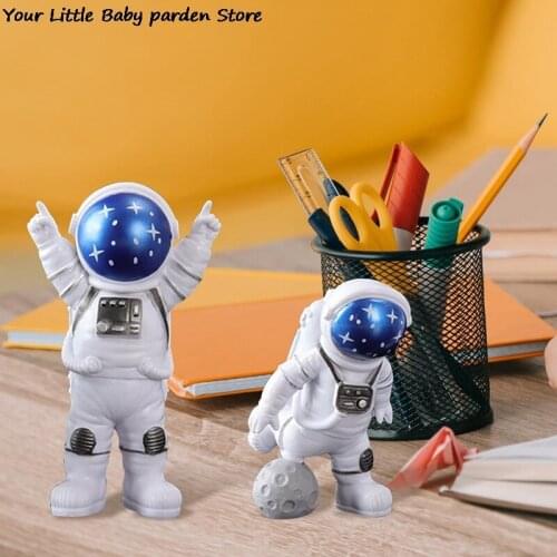 3pcs Anime Cartoon Astronaut Astronaut Model Figurines Astronauts Hand-made Desktop Articulated Doll Toy Gift