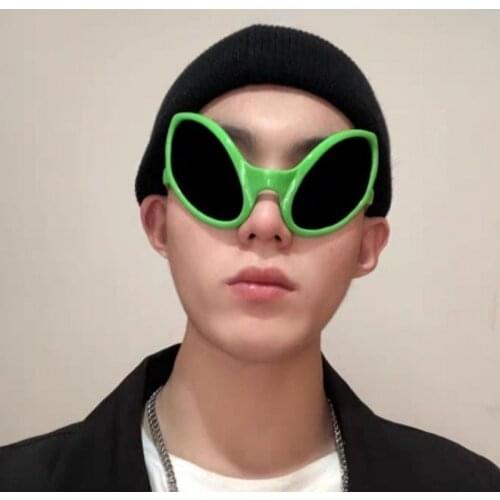Green funny alien prom party exaggerated sand sculpture sunglasses decorative glasses