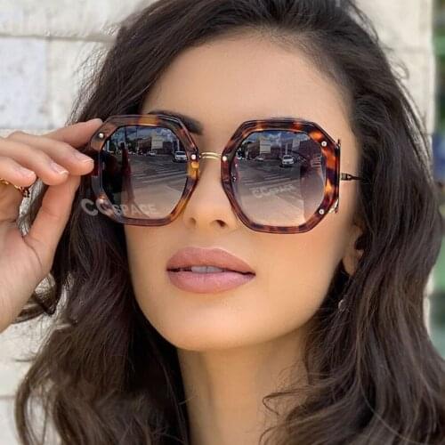 48154 Womens Sunglasses Metal Round Luxury Clout Goggles Men Women Fashion Shades Uv400 Vintage Glasses Lunette De Soleil Femme