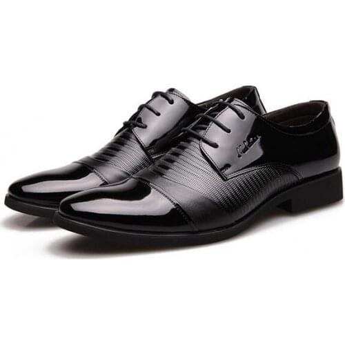 New arrival male Patent Leather fashion casual shoes men party and wedding British style breathable flats for man