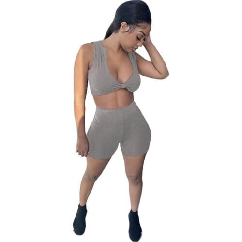2021 Womens Summer Cool Sports Yoga Suit Sexy Sport Running Solid Two Piece Set Holiday Vacation Beach Sportwear
