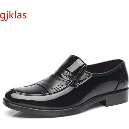 Dress Black Brown Leather Shoes Man Loafers Business Wedding Formal Shoes for Men Slip on Oxford Men Classic Shoes Leather New