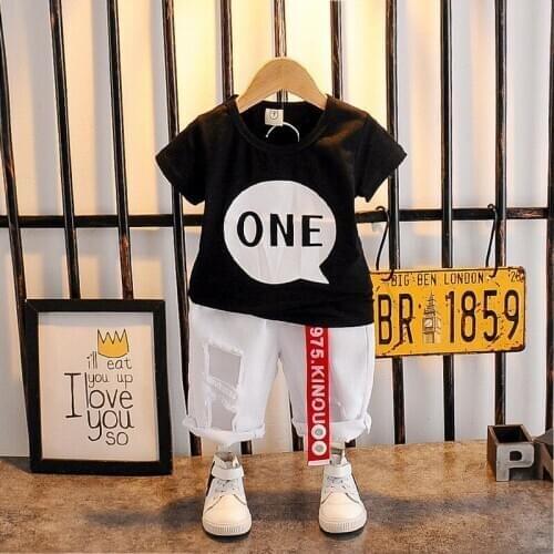 2020 Summer Toddler Boy Clothing Sets Casual Short-sleeved T-shirt Ripped Shorts 2pcs Baby Kids Clothes 2-6 Years Boy Sportswear