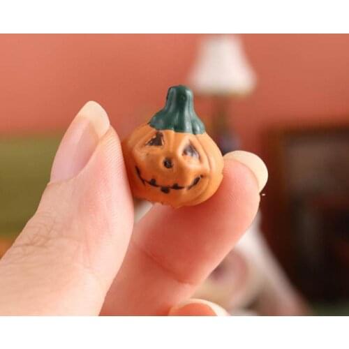 2Pcs Fashionable Fine Workmanship No Deformation Desktop Decor Halloween Party Favors Miniature Pumpkin Figurine