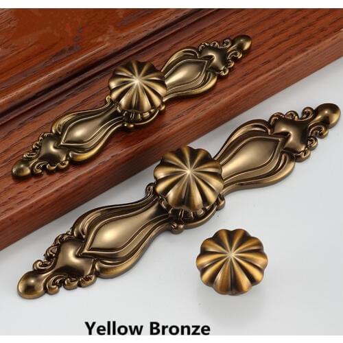 European retro style yellow bronze kitchen cabinet cupboard door handle antique copper white gold drawer cabinet knob pull