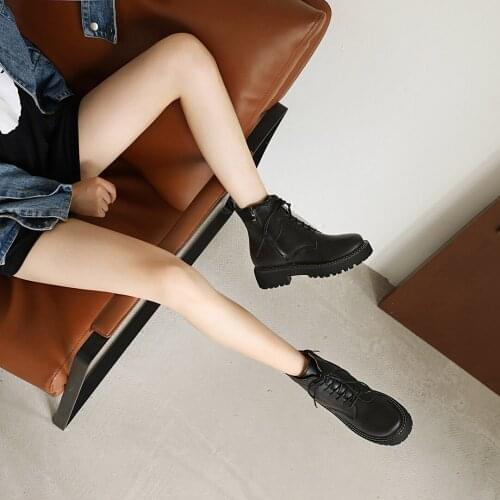 SAMSACQ Martin Boots Female British Wind Locomotive Black Thick Bottom Breathable Short Boots Joker Boots Wet in Summer
